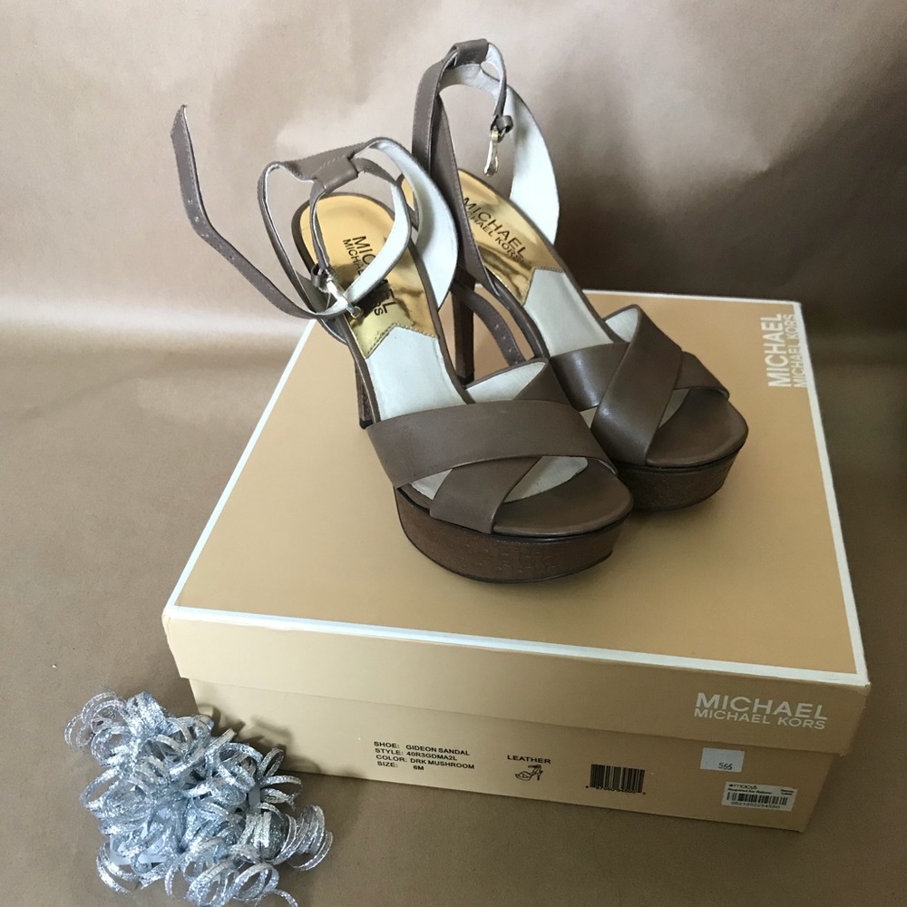 Michael Kors Heels 👠 6M